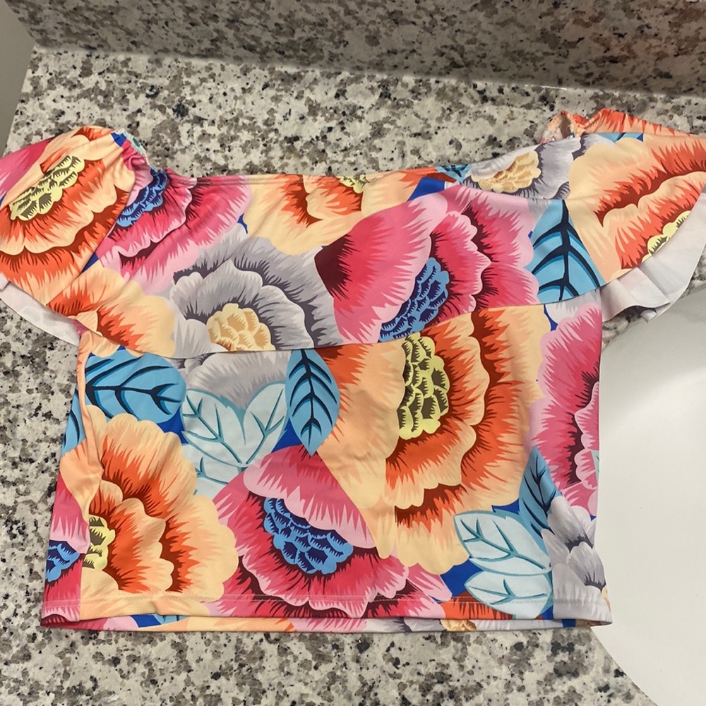 Kortni Jeane Floral Ruffle Swim Top